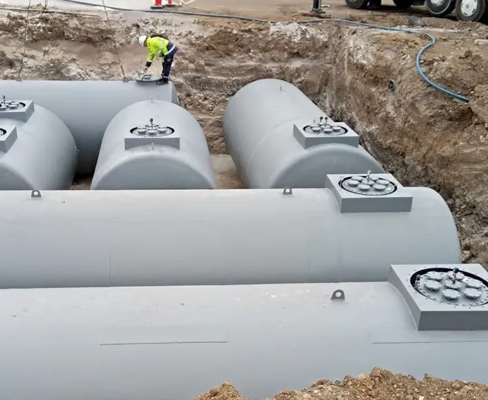 Yeraltı çift cidarlı akaryakıt tankları